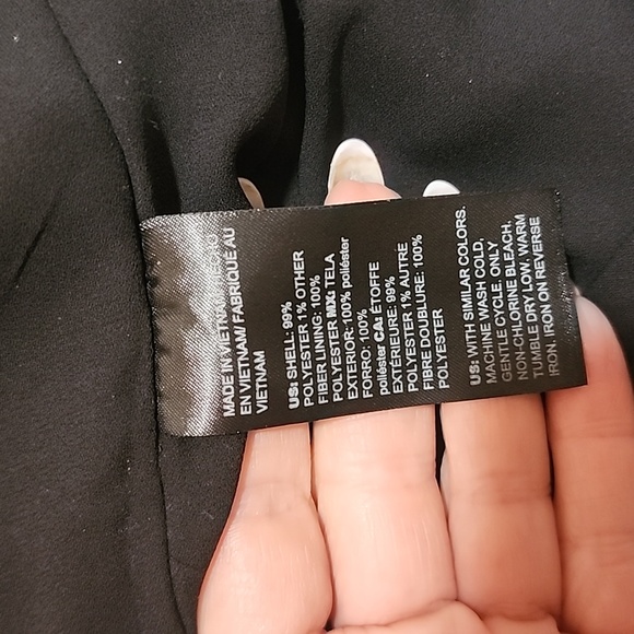 WHBM Blouse - Picture 11 of 11